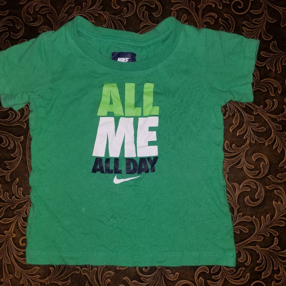 Nike tshirt
